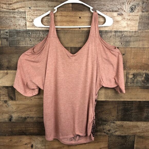 Robin K Top Cold Shoulder Rhinestone MED - Picture 3 of 12